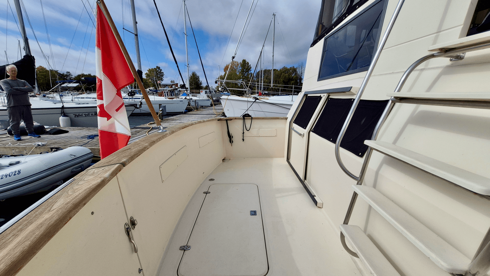 1989 Carver 48 Californian - Photo 26