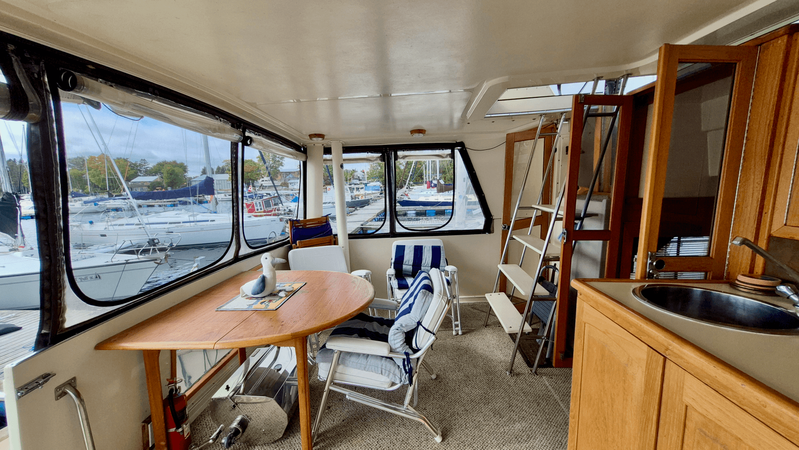 1989 Carver 48 Californian - Photo 28