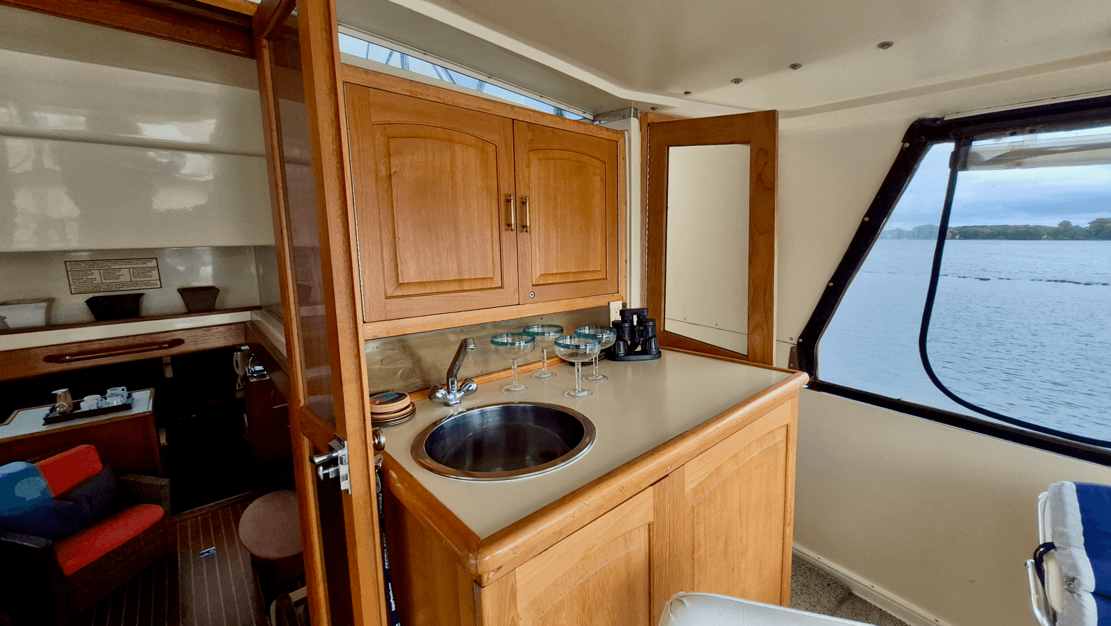 1989 Carver 48 Californian - Photo 29