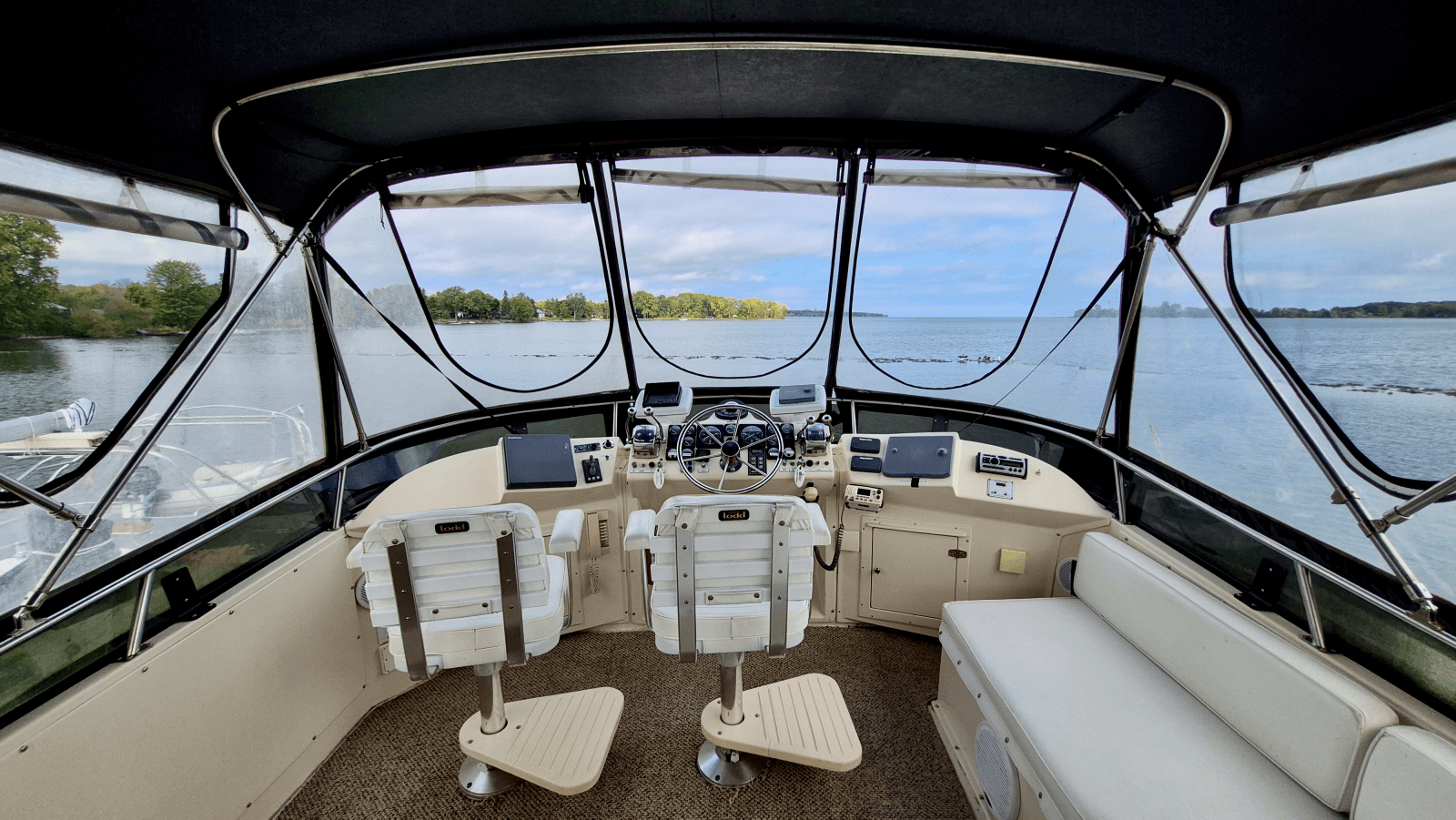 1989 Carver 48 Californian - Photo 32
