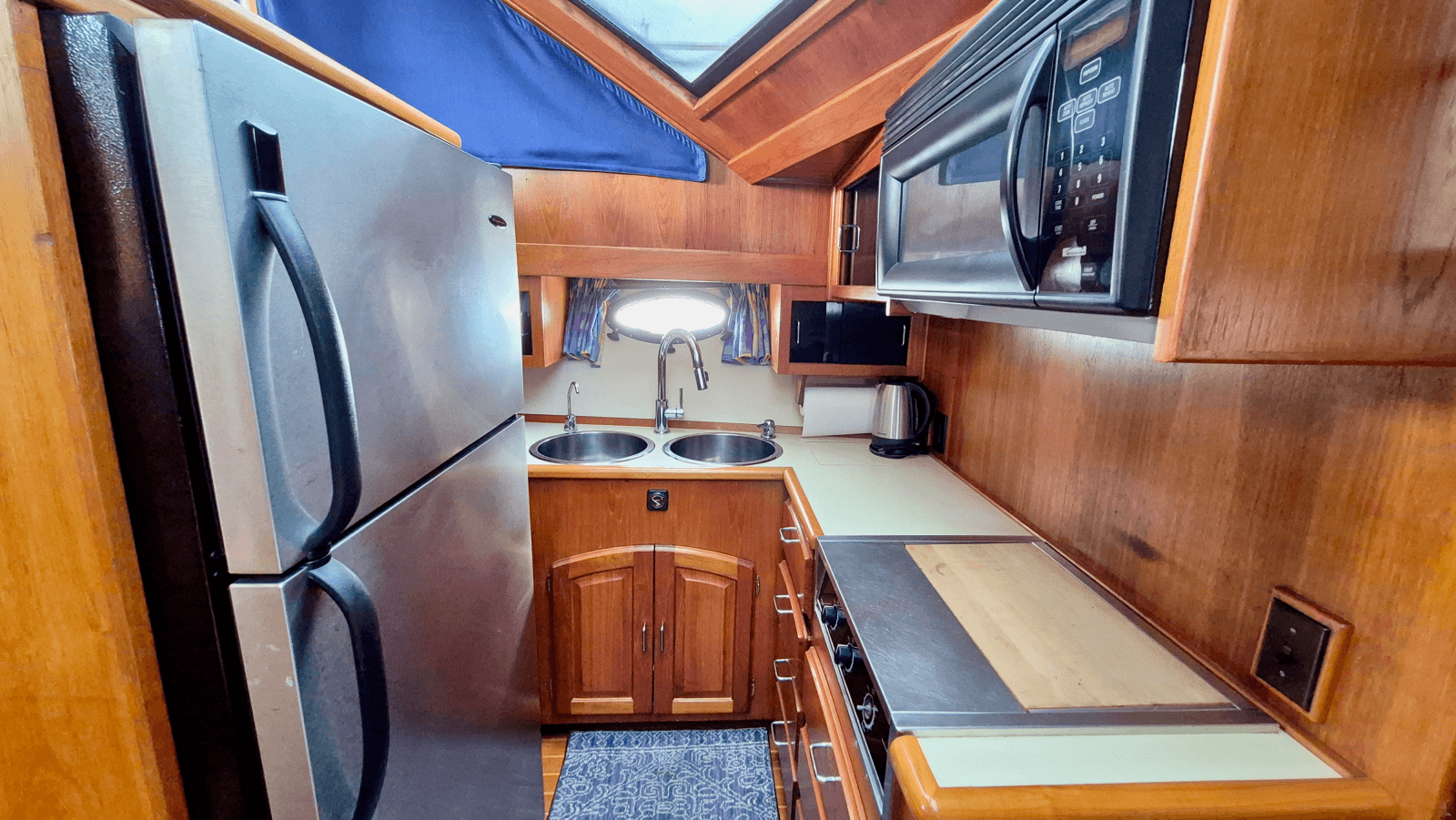 1989 Carver 48 Californian - Photo 43