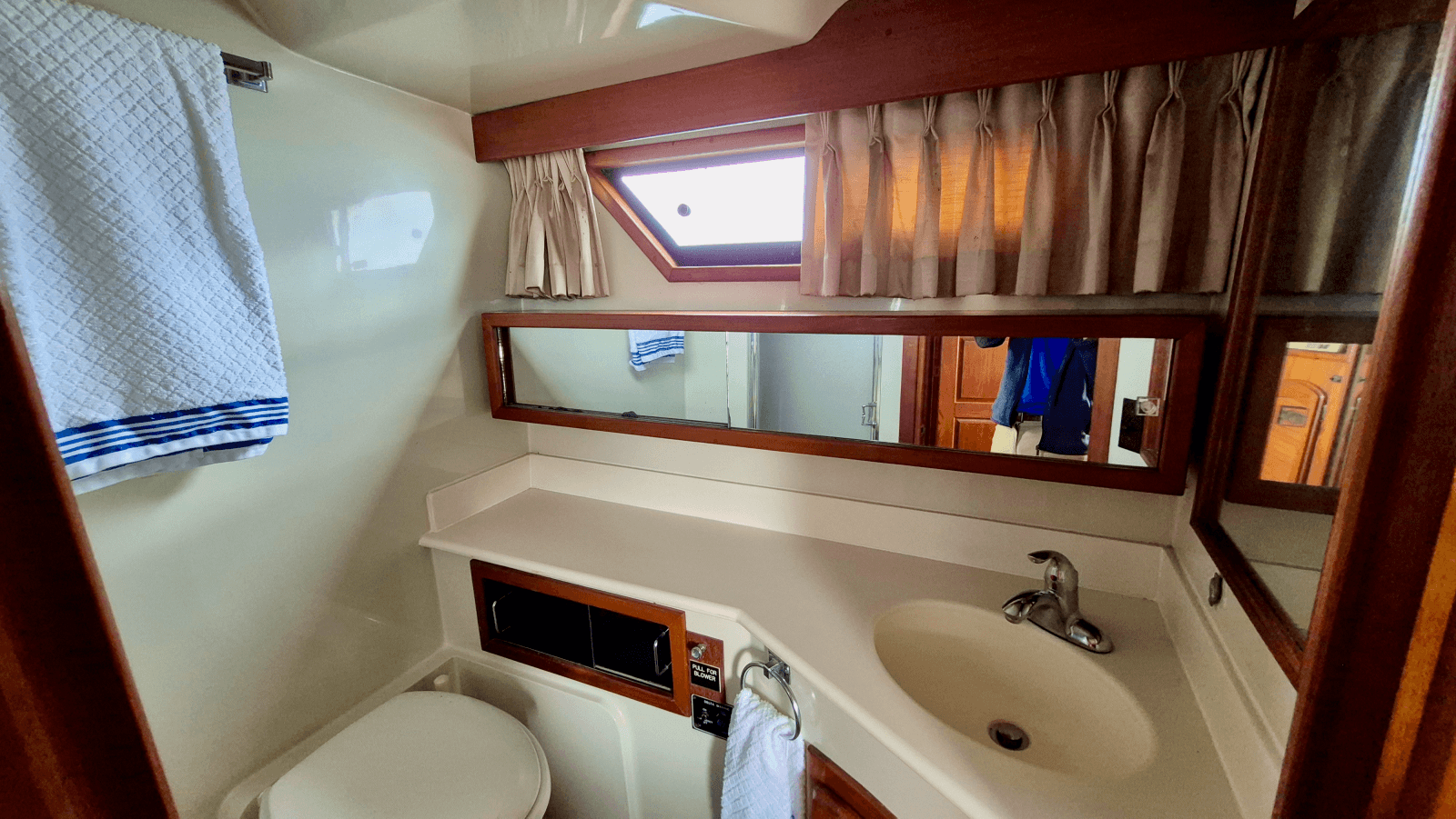 1989 Carver 48 Californian - Photo 67