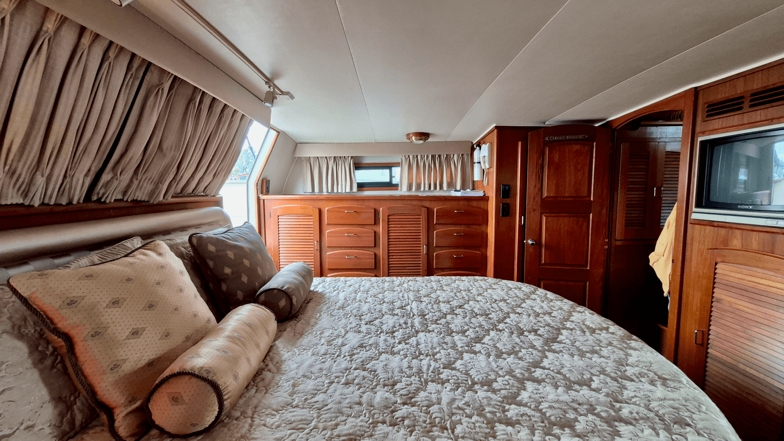 1989 Carver 48 Californian - Photo 72