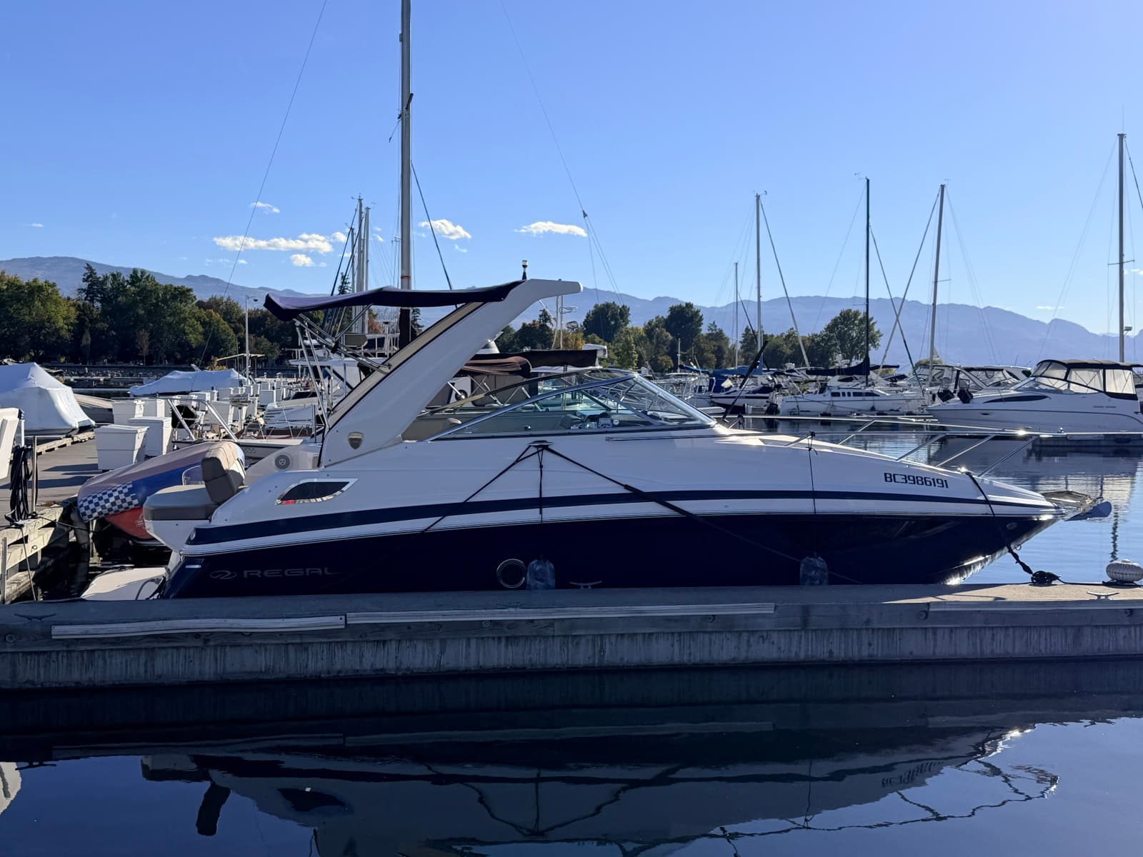 2014 Regal 28 Express - Photo 1
