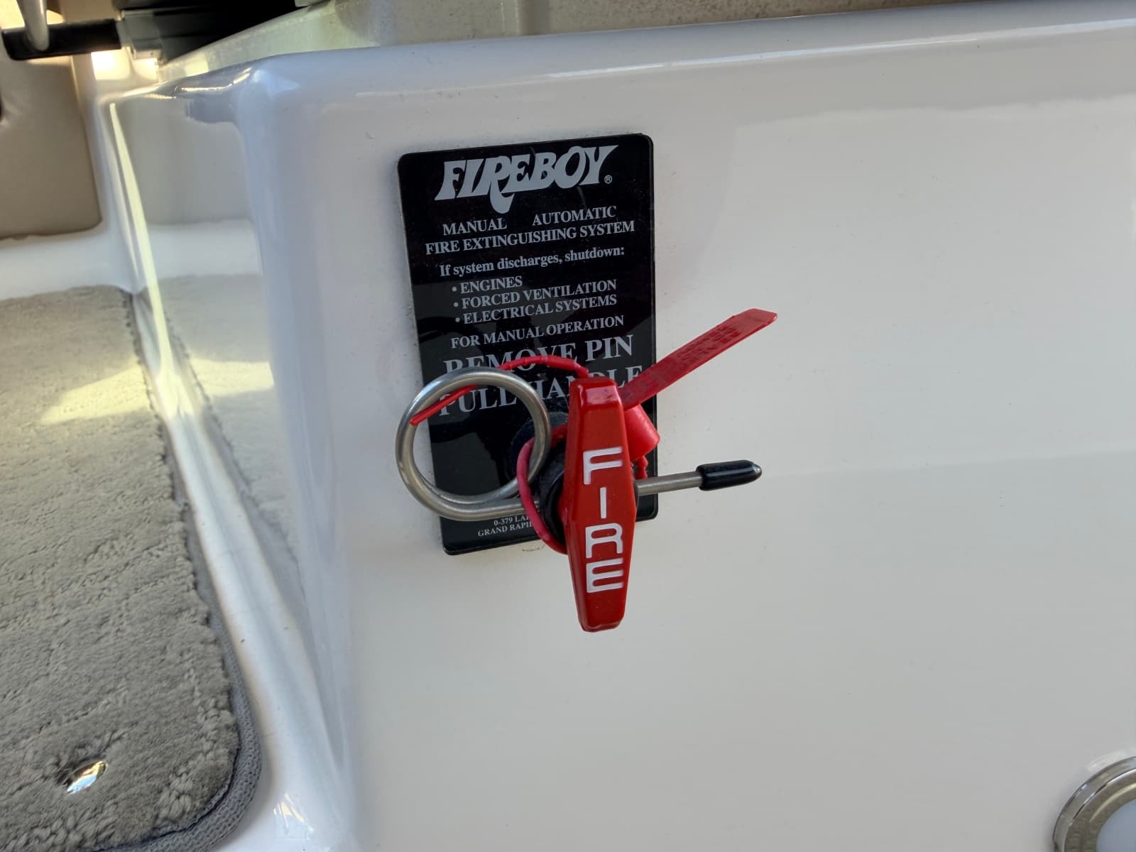 2014 Regal 28 Express - Photo 34