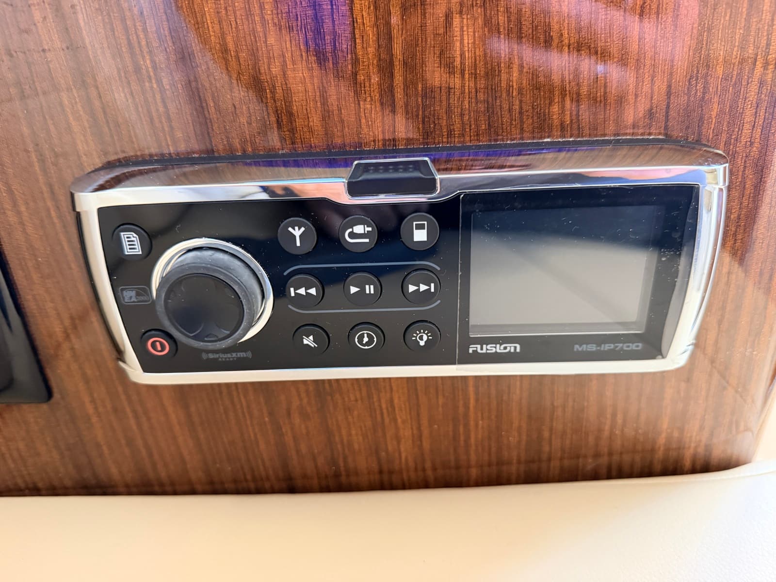 2014 Regal 28 Express - Photo 42