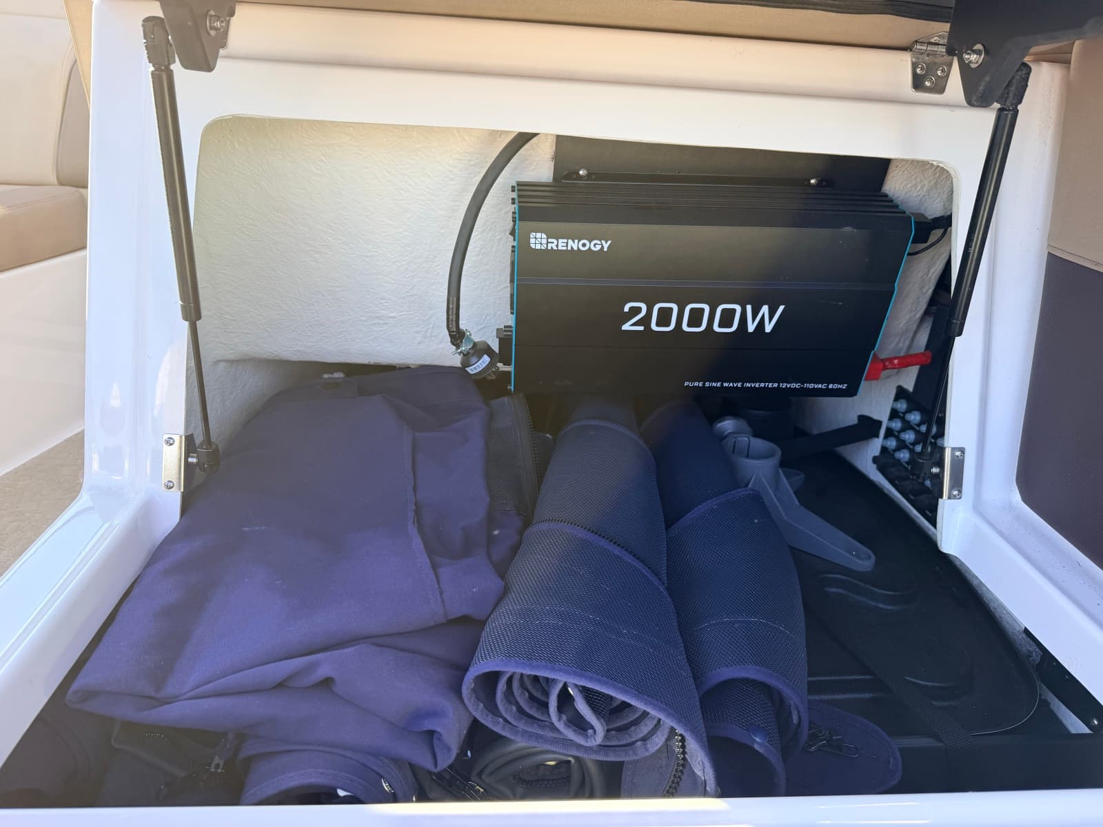 2014 Regal 28 Express - Photo 53