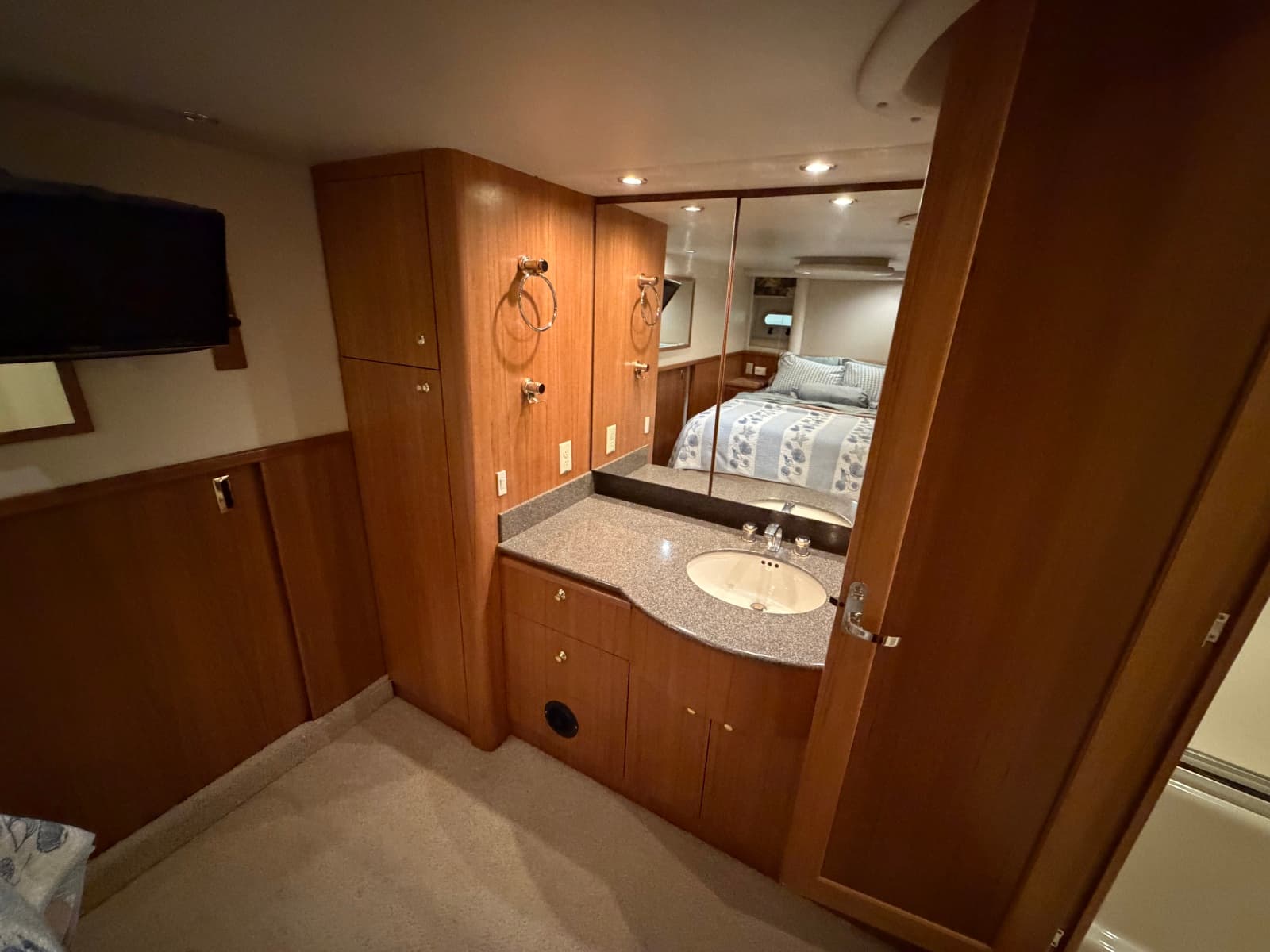 2000 Bayliner 5288 Pilothouse Motoryacht - Photo 18