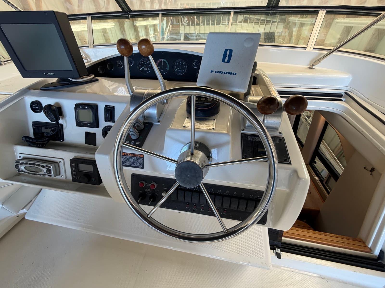2000 Bayliner 5288 Pilothouse Motoryacht - Photo 31