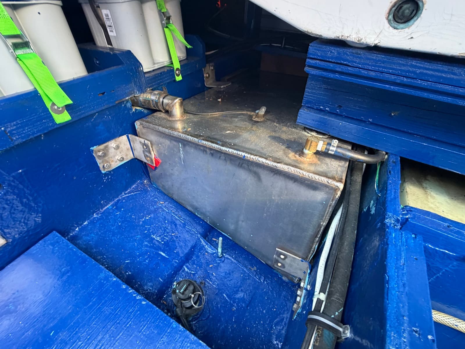 1974 Fiberform Sportfisher 31 - Photo 18