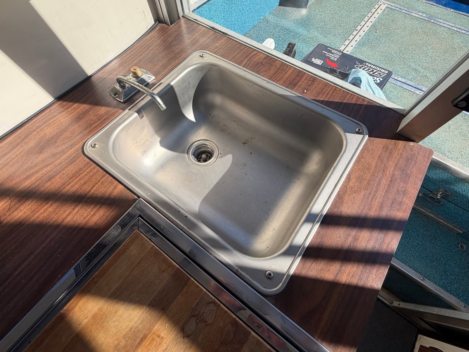 1974 Fiberform Sportfisher 31 - Photo 29