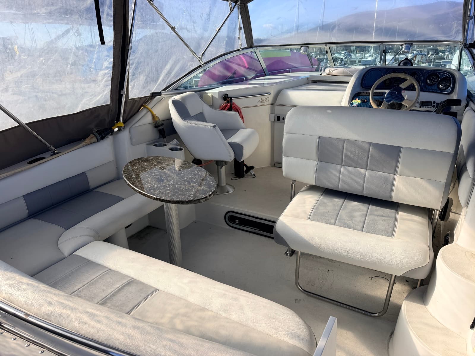 1995 Larson Cabrio 280 - Photo 8