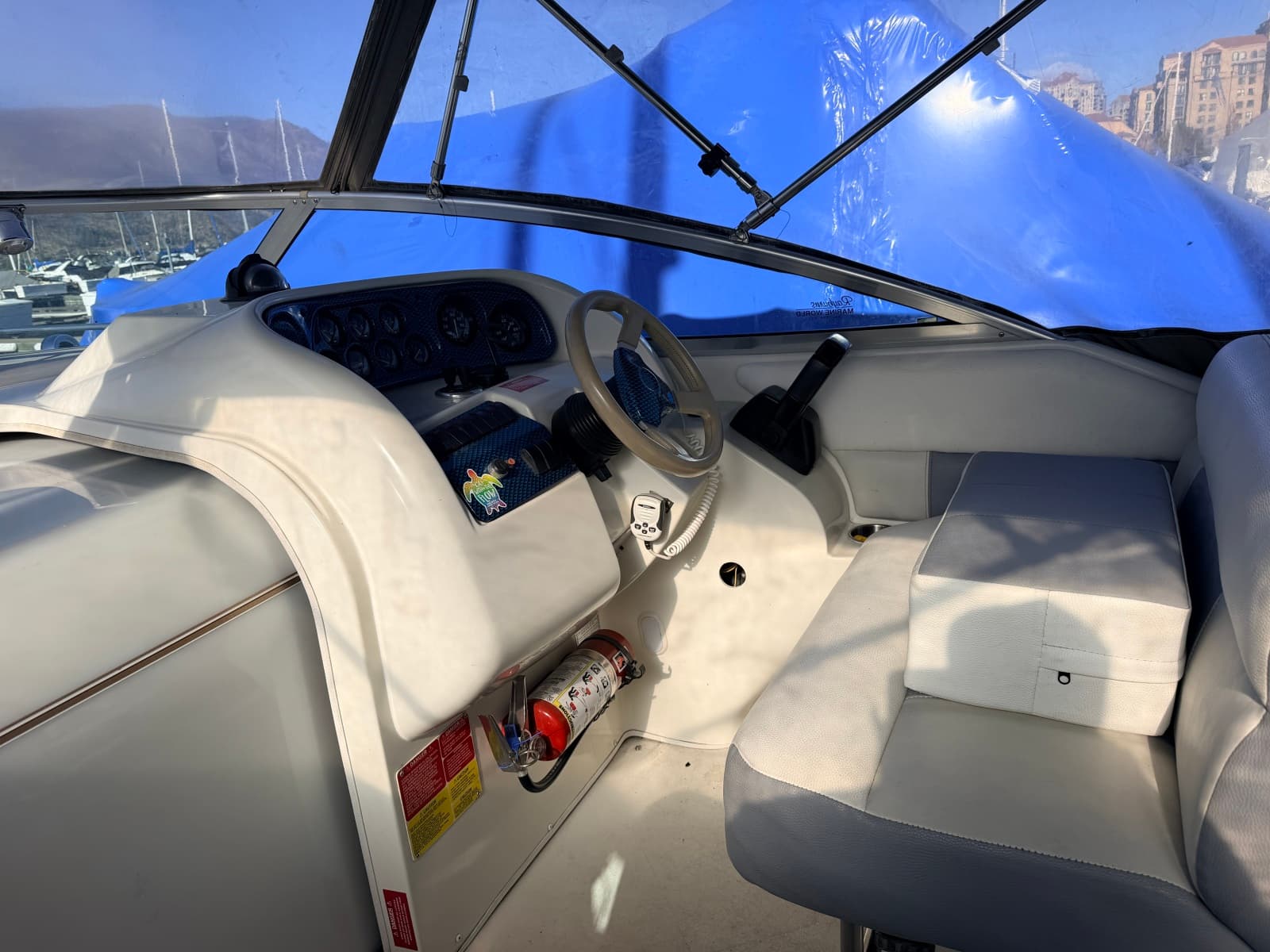 1995 Larson Cabrio 280 - Photo 12