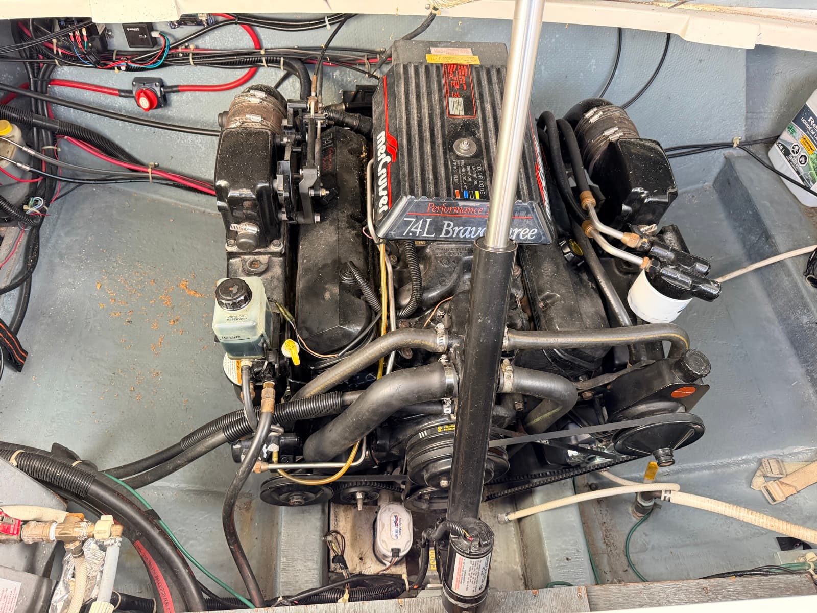 1995 Larson Cabrio 280 - Photo 37