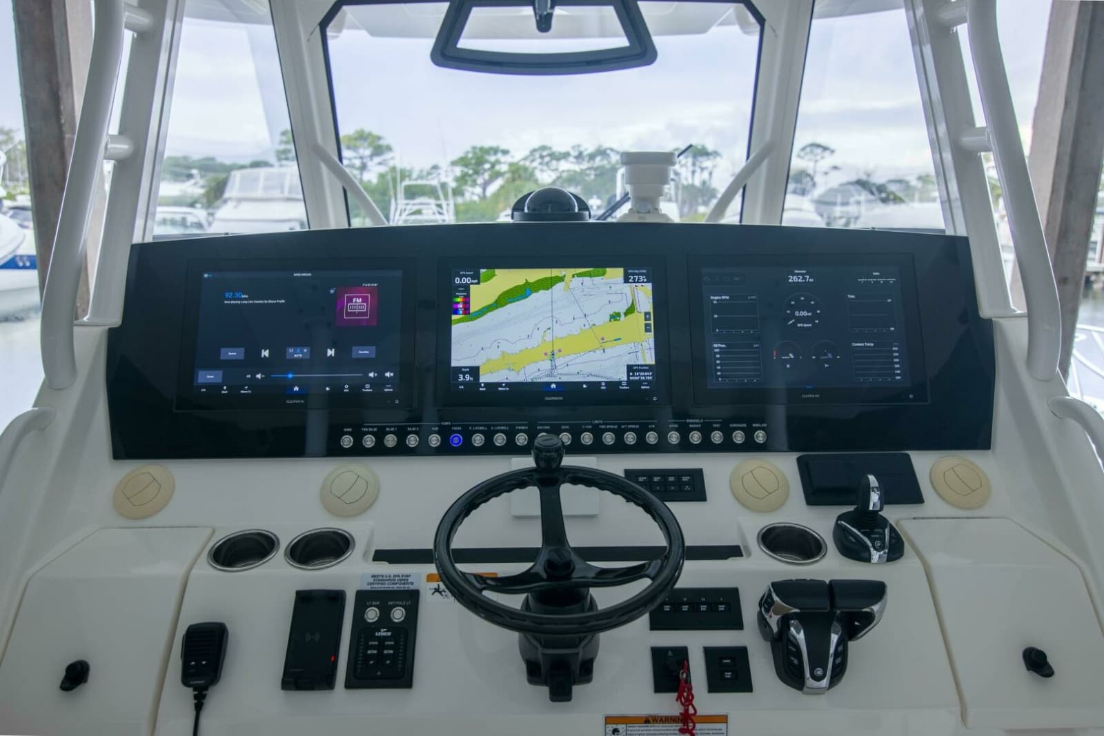 2021 Regulator 41 Center Console - Photo 5