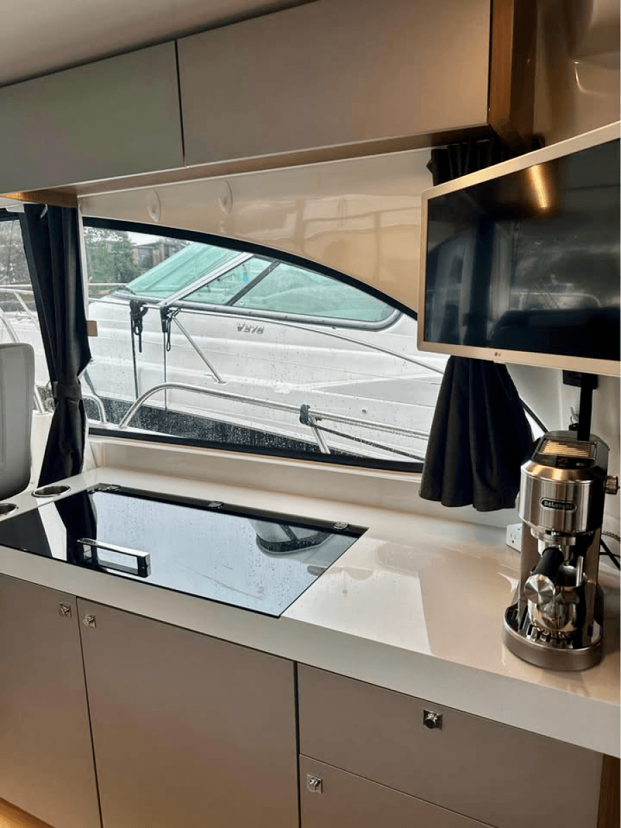 2024 Beneteau Antares 11 Fly - Photo 15