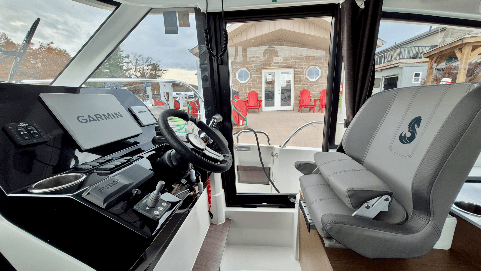 2024 Beneteau Antares 11 Fly - Photo 18