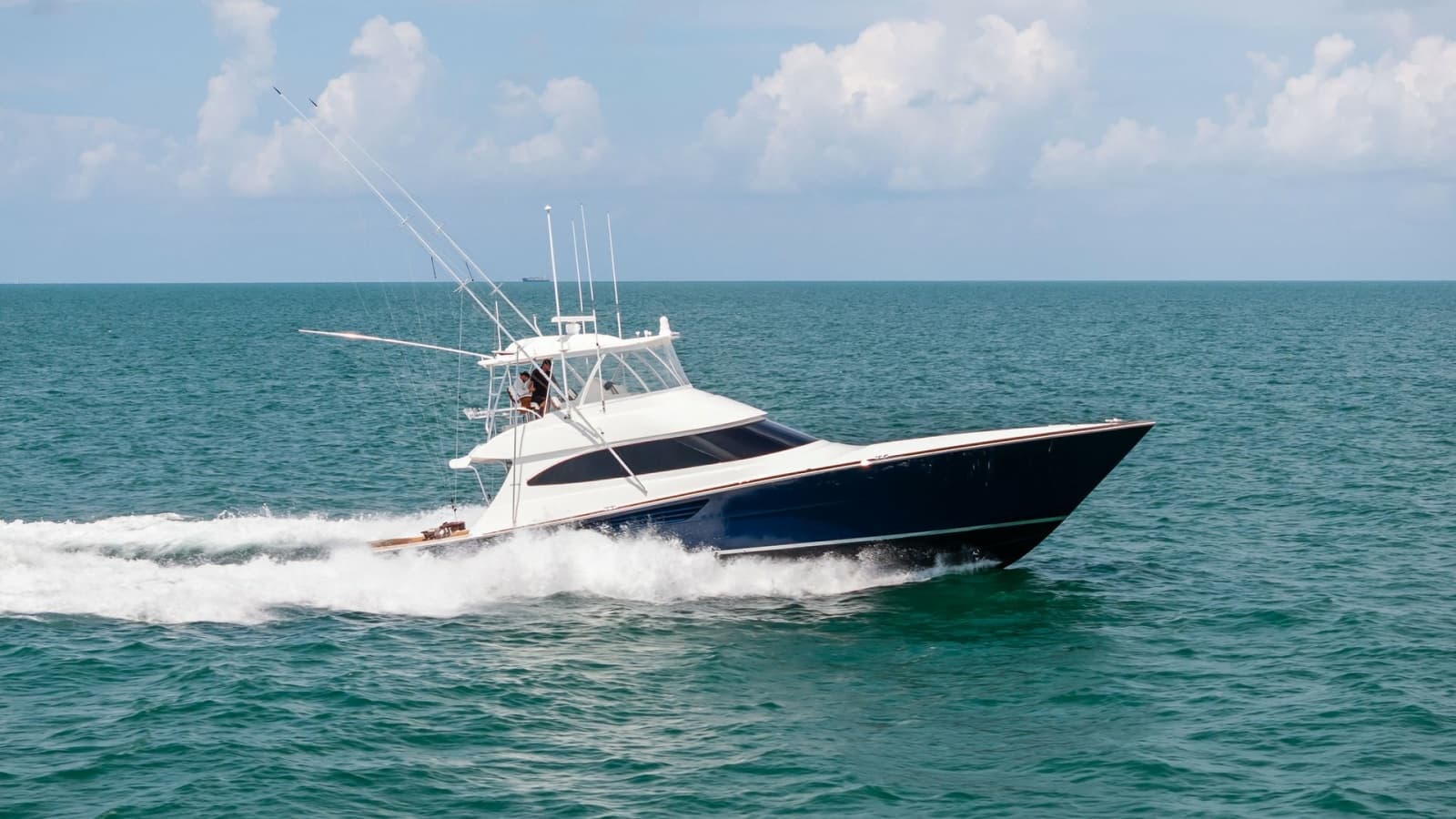 2024 Viking 64 Convertible - Photo 111