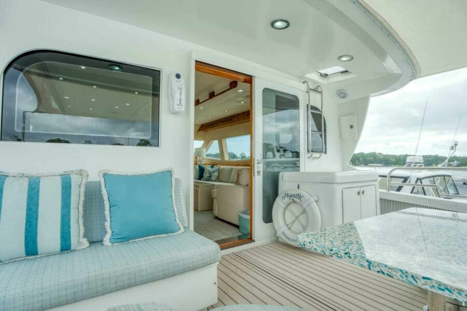 2007 Hatteras 80 Enclosed Bridge - Photo 60