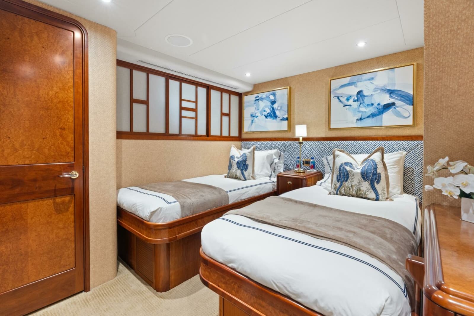 2004 Westport 130 Tri-Deck Motor Yacht - Photo 30