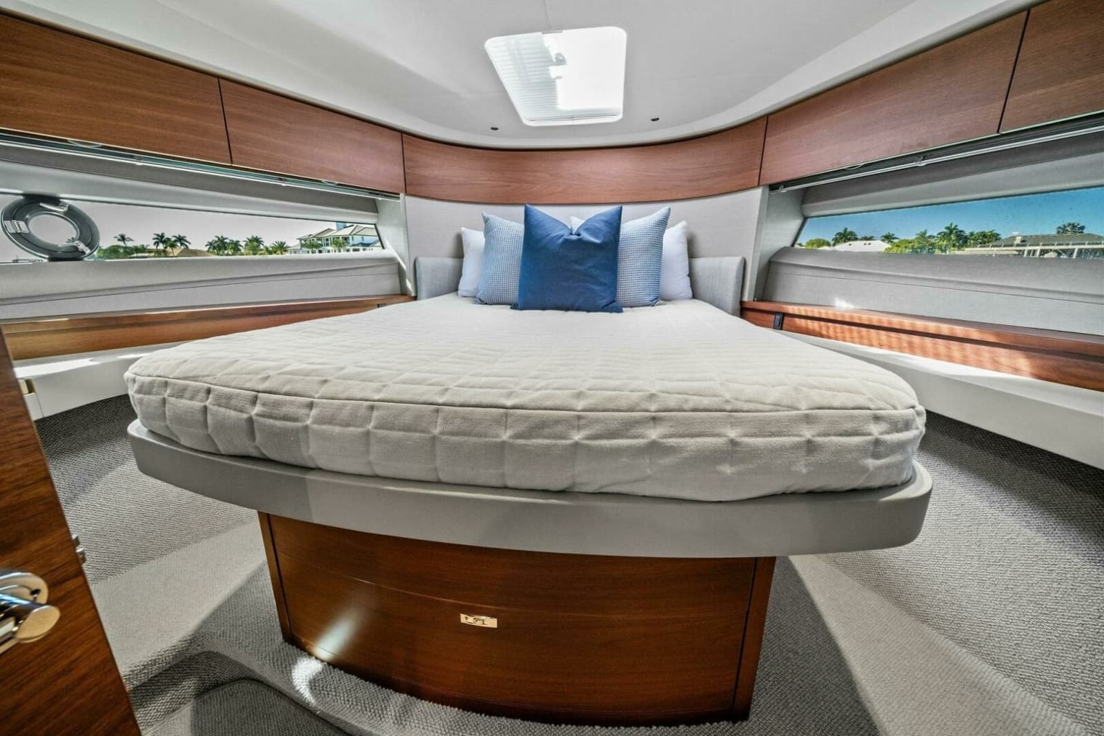 2023 Princess F50 - Photo 38