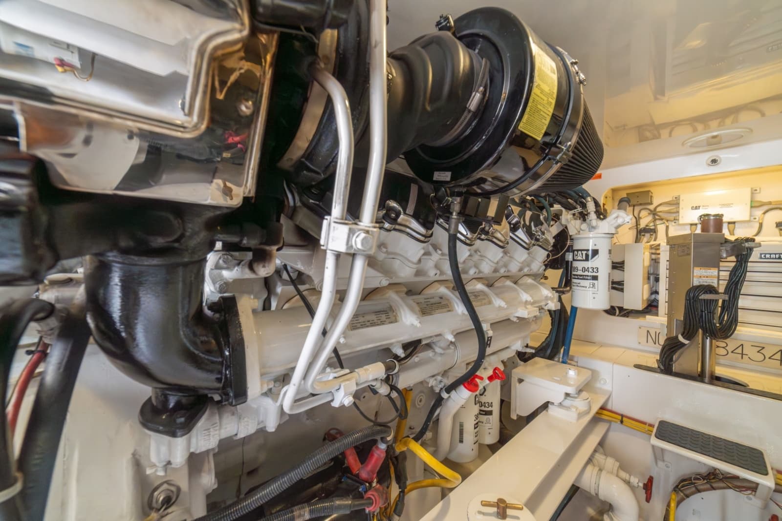 2012 Viking 60 Convertible - Photo 74