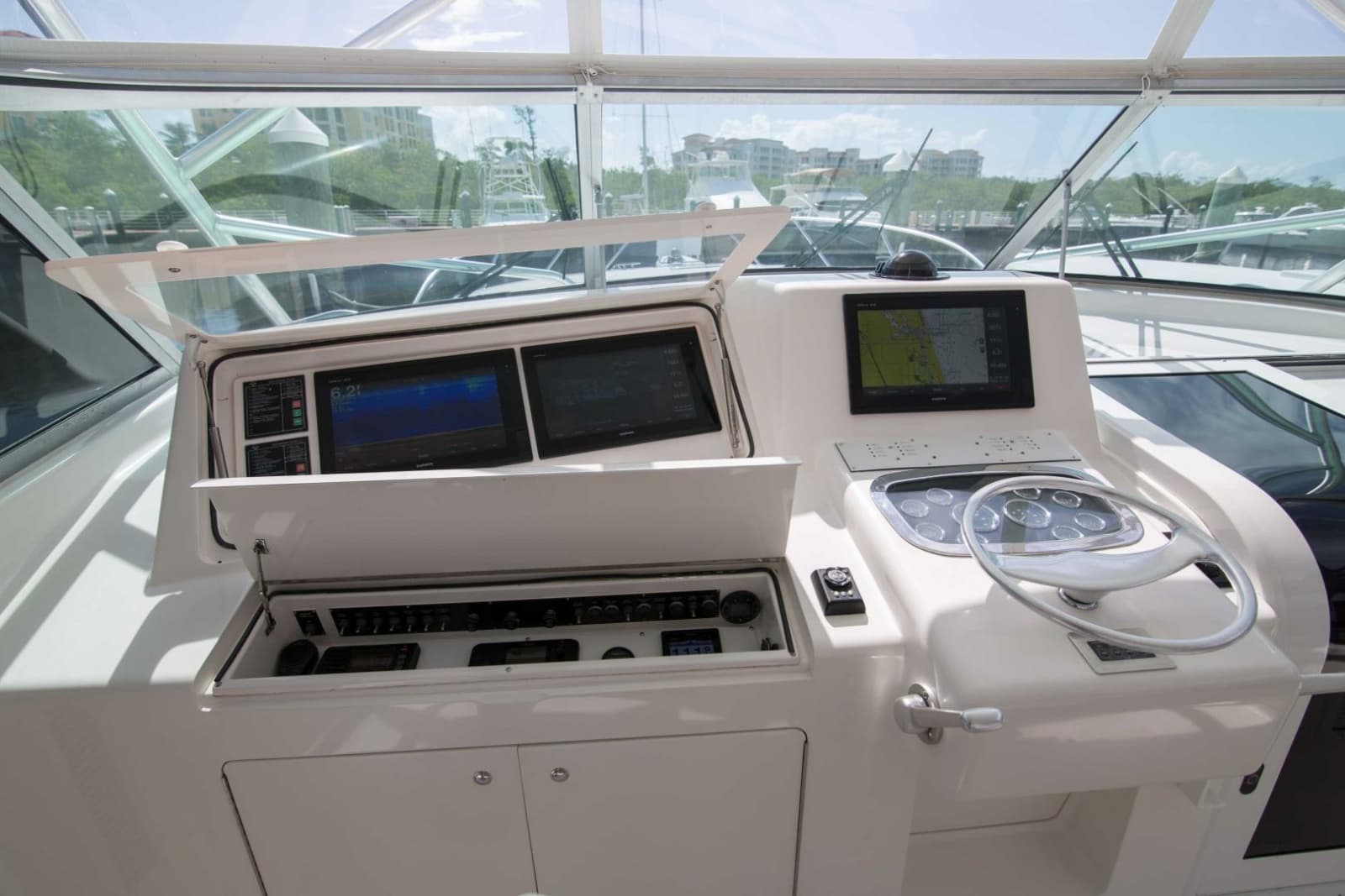 2001 Viking 50 Express - Photo 29