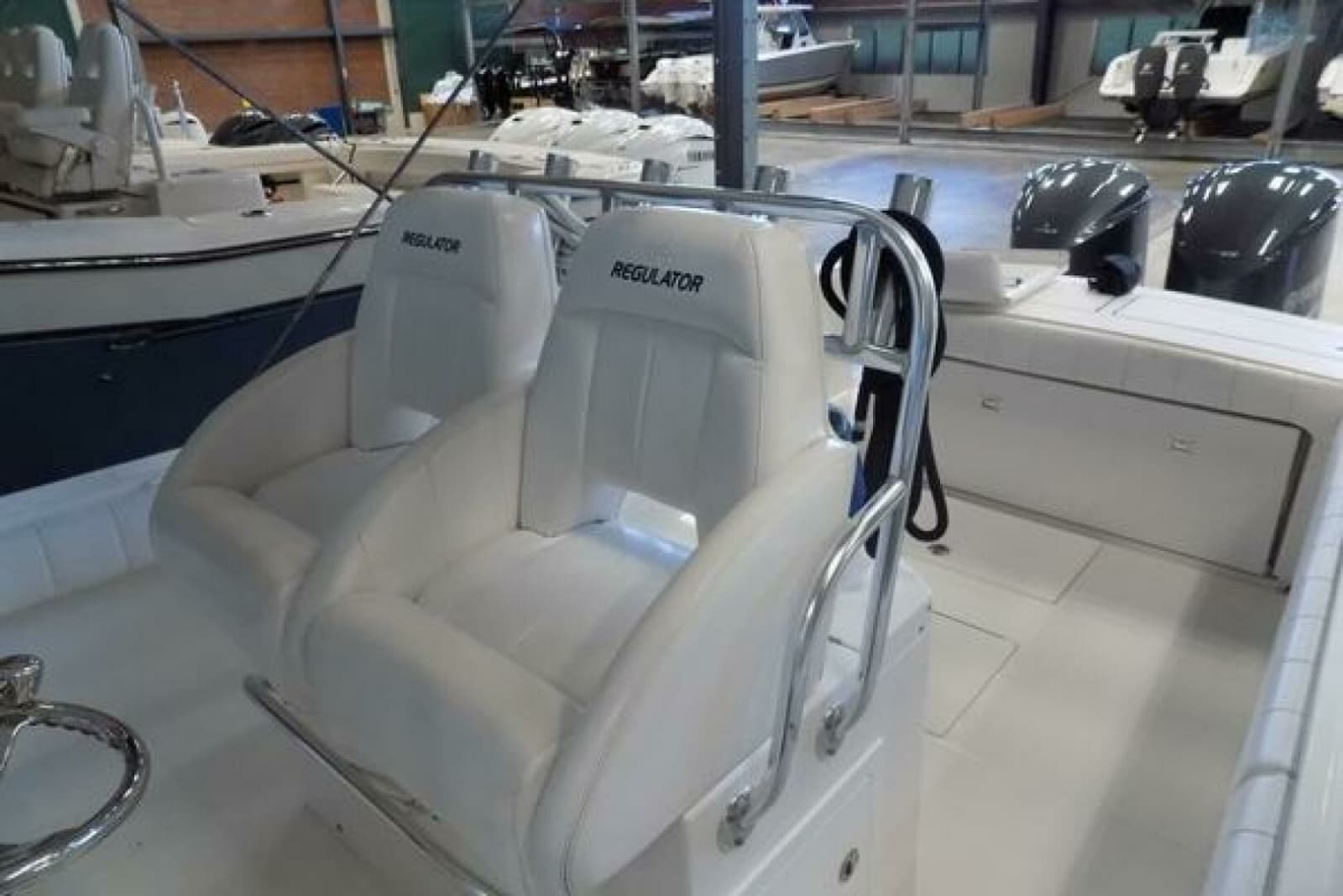 2013 Regulator 34SS - Photo 10