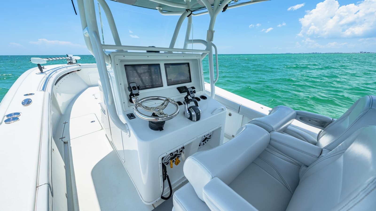 2021 Yellowfin 36 Offshore - Photo 2