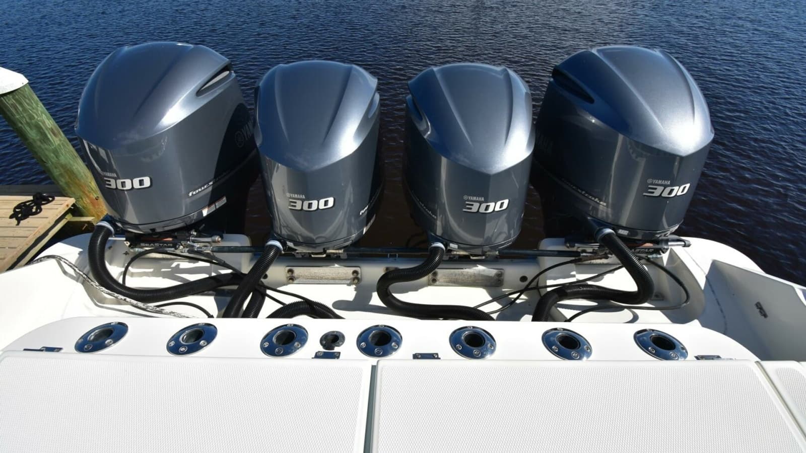 2012 Hydra-Sports 4200 SF - Photo 2