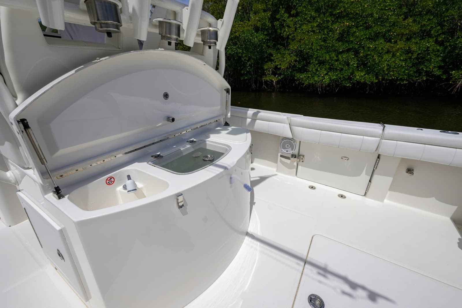 2019 Regulator 31 Center Console - Photo 55