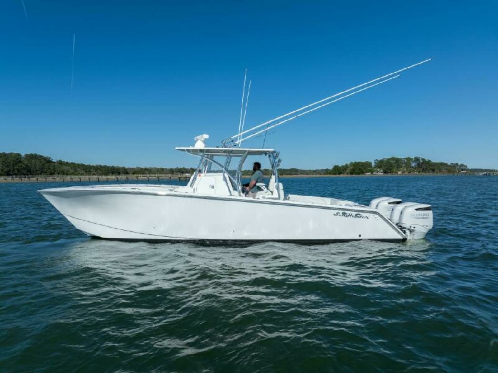 2023 SeaHunter 38 CTS - Photo 1