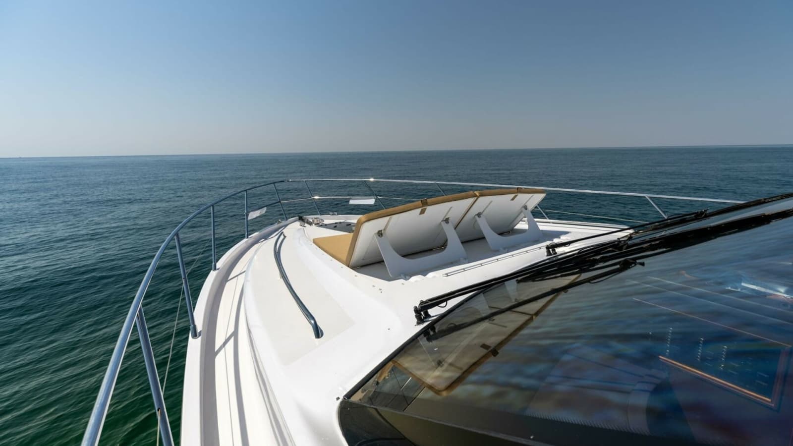 2011 Princess 64 - Photo 33