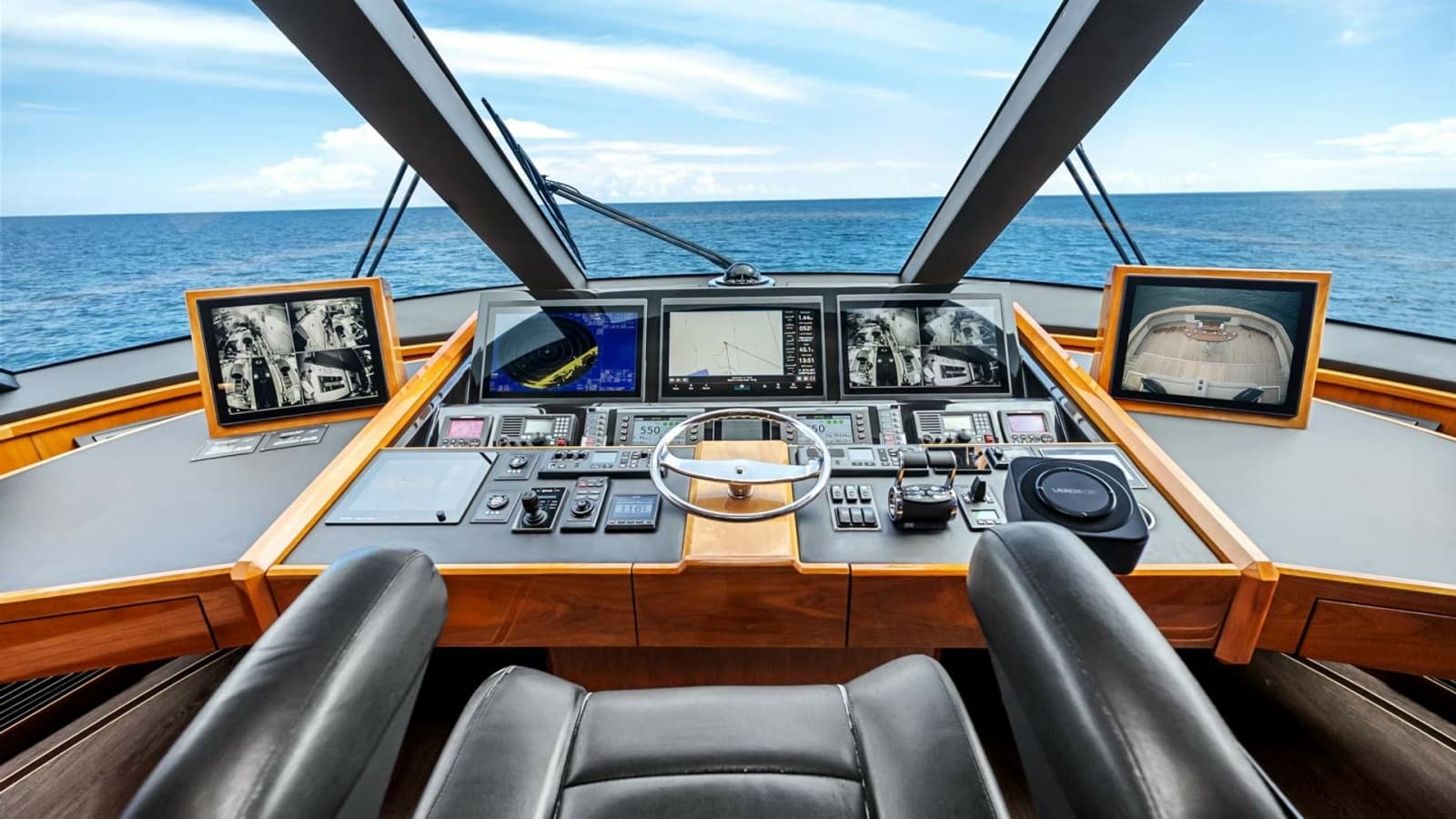 2017 Viking 92 Enclosed Bridge - Photo 2