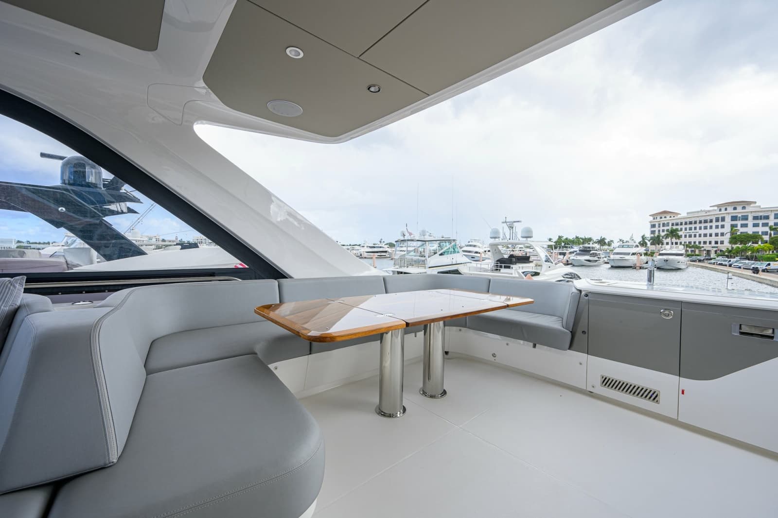 2026 Princess F58 - Photo 32