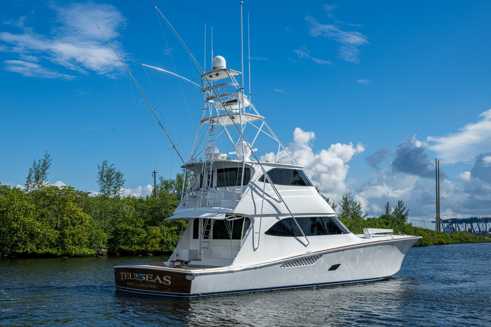 2011 Viking 76 Enclosed Bridge - Photo 126