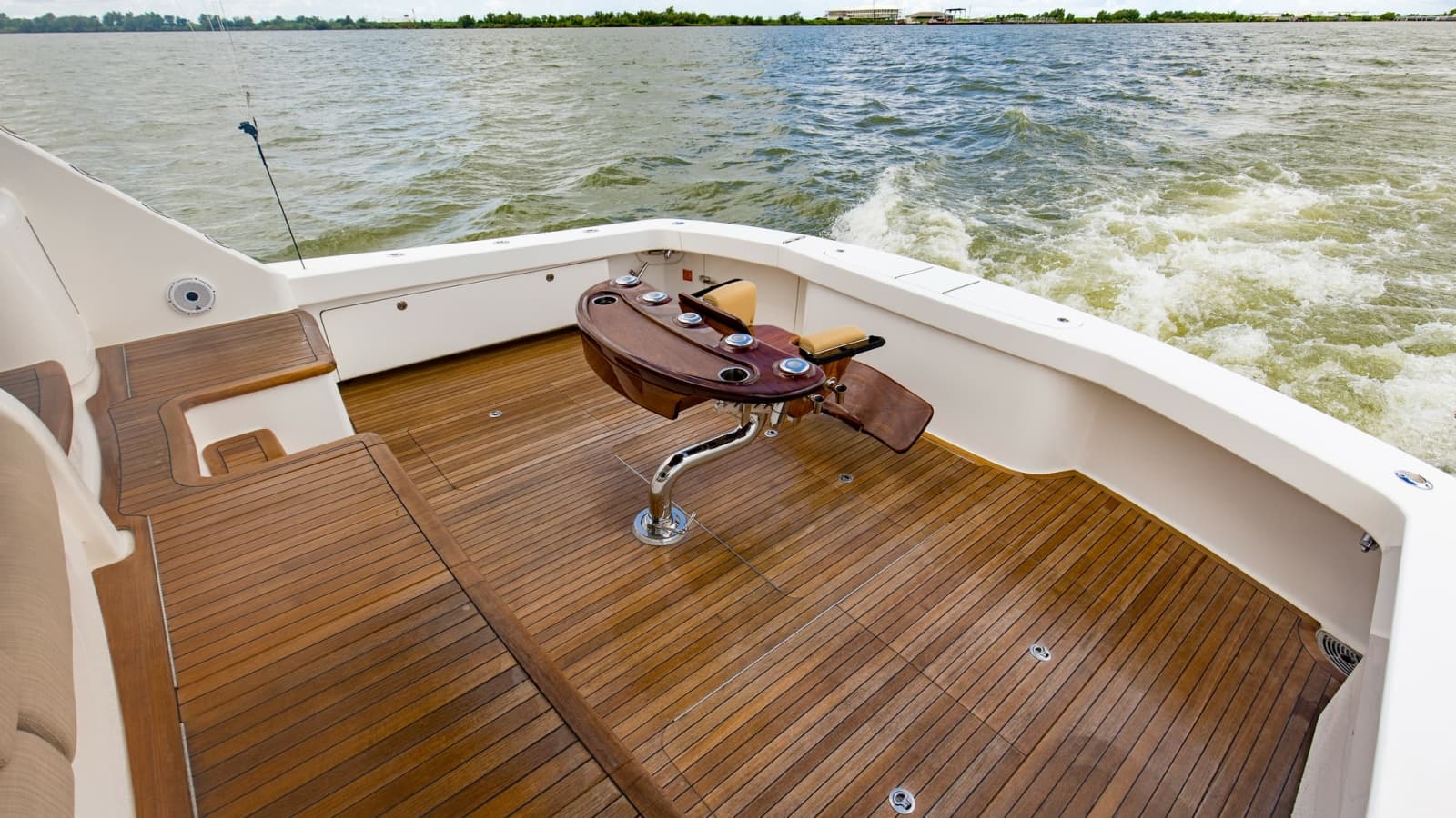 2017 Viking 72 Enclosed Bridge - Photo 66