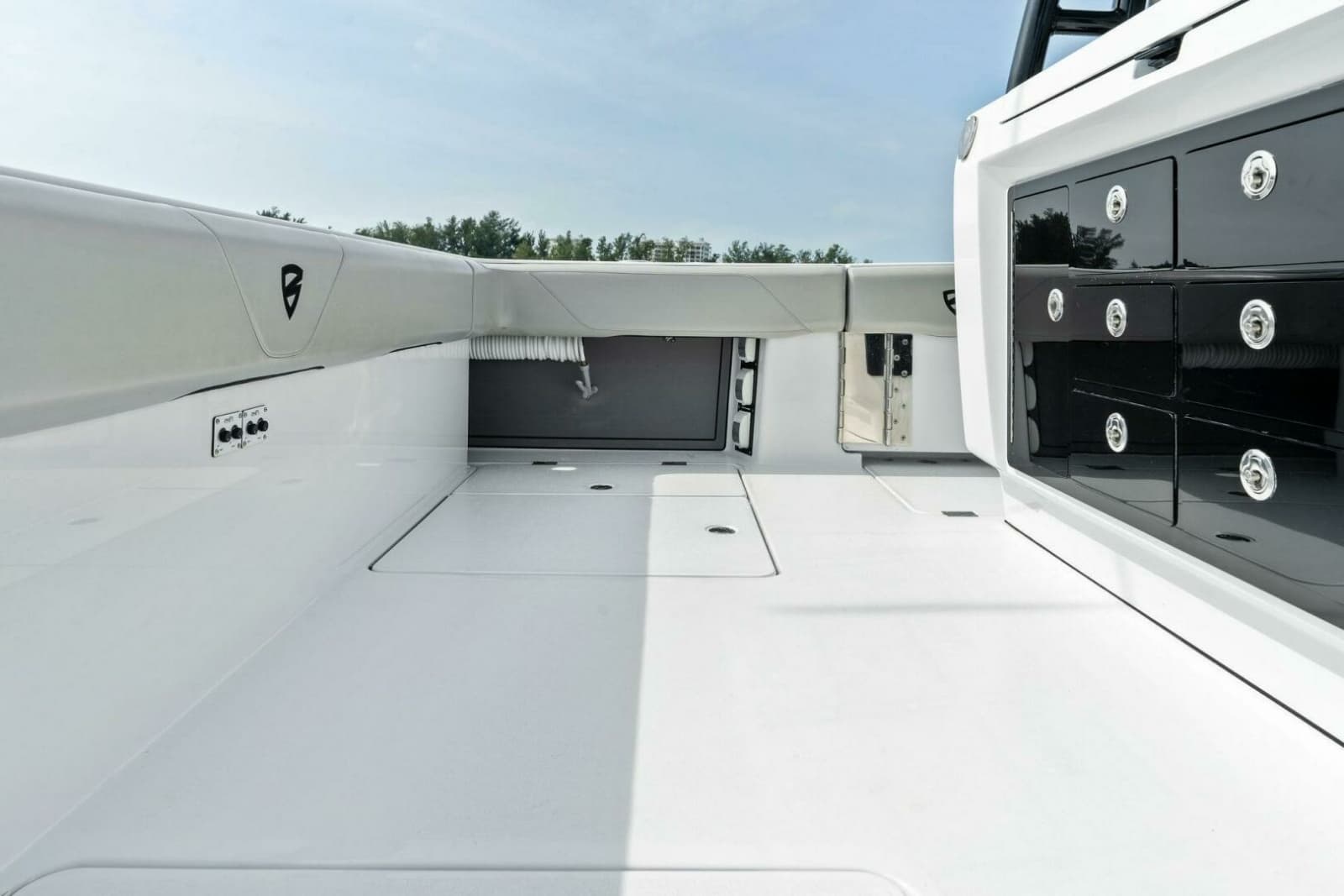 2022 Barker Boatworks 40 High Performance Cat - Photo 31