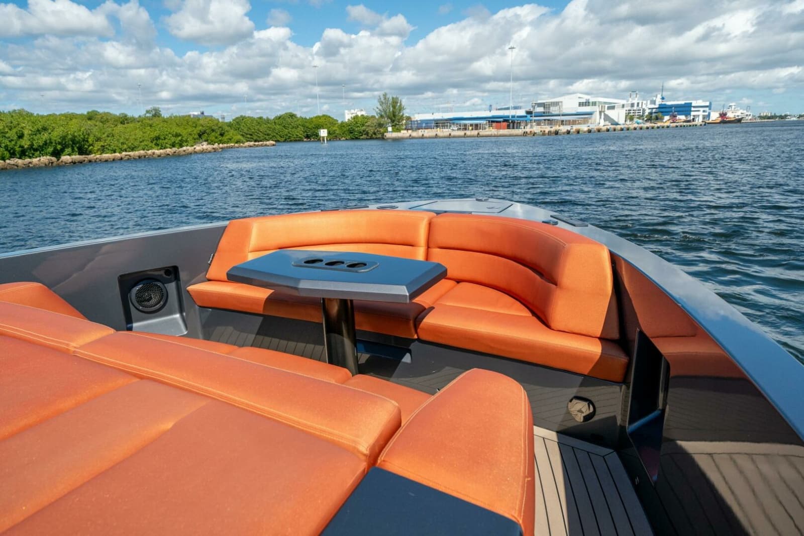 2022 Vanquish Yachts VQ45 - Photo 24