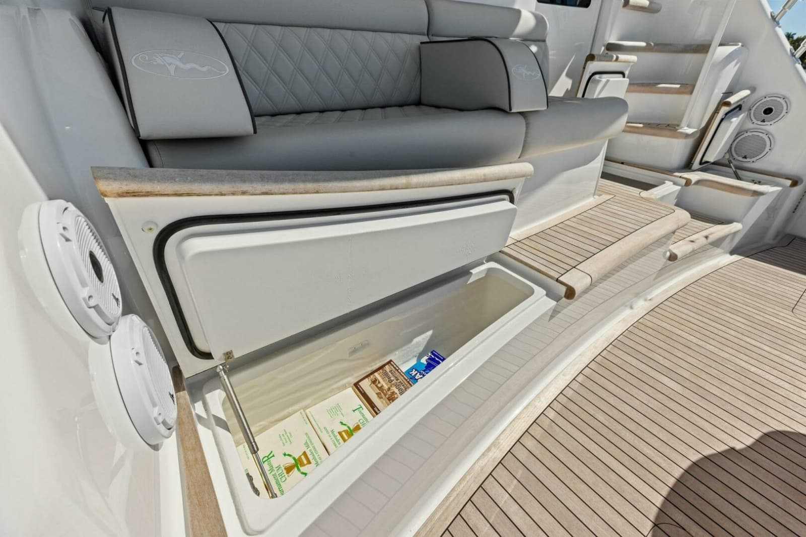 2023 Viking 54 Convertible - Photo 109