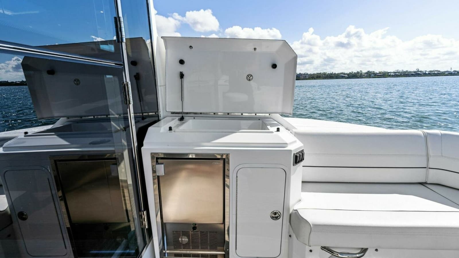 2019 Cruisers Yachts 45 Cantius - Photo 37