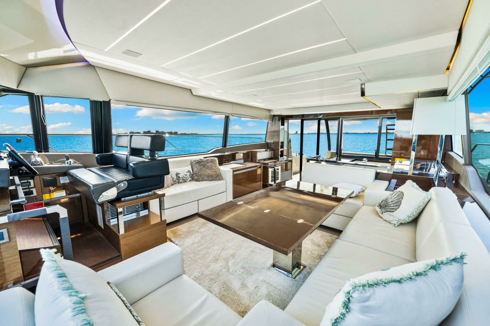 2019 Prestige 630 Flybridge - Photo 38
