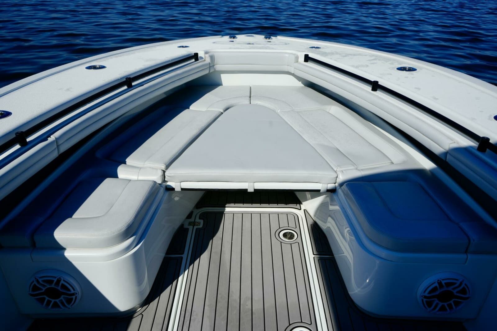 2023 Yellowfin 32 Offshore - Photo 12