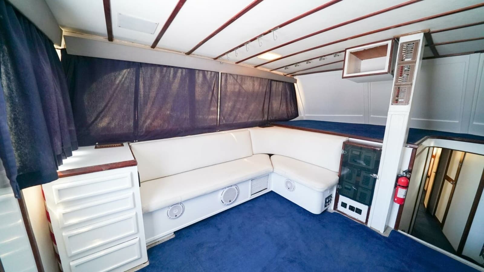 1979 Trojan 45 Convertible - Photo 15