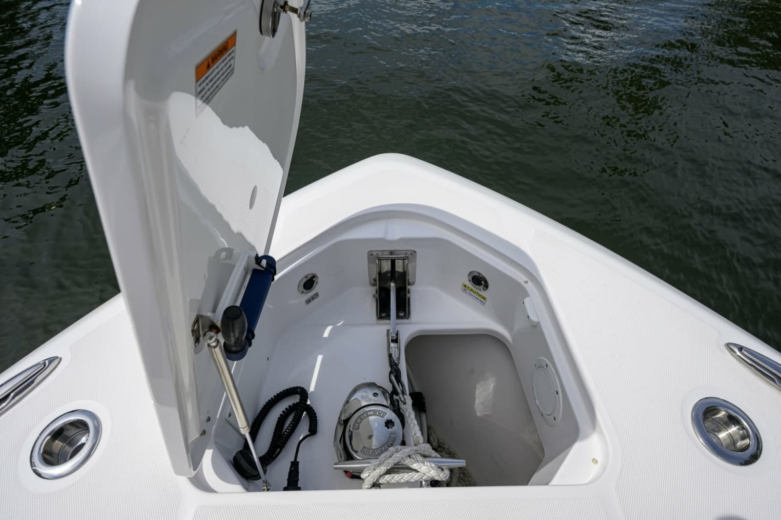 2023 Everglades 455 Center Console - Photo 20