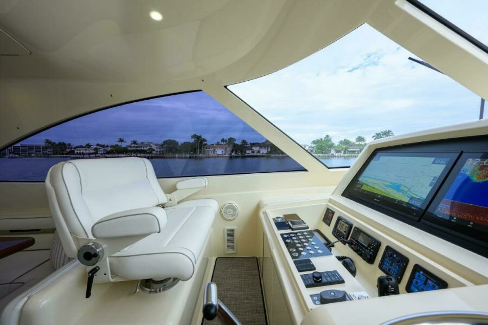 2024 Viking 54 Sport Coupe - Photo 20