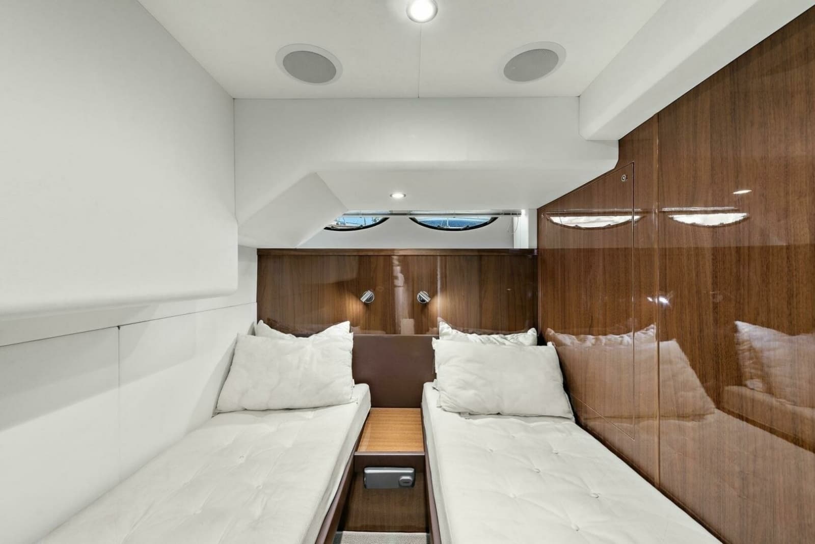 2015 Princess 72 Motoryacht - Photo 34
