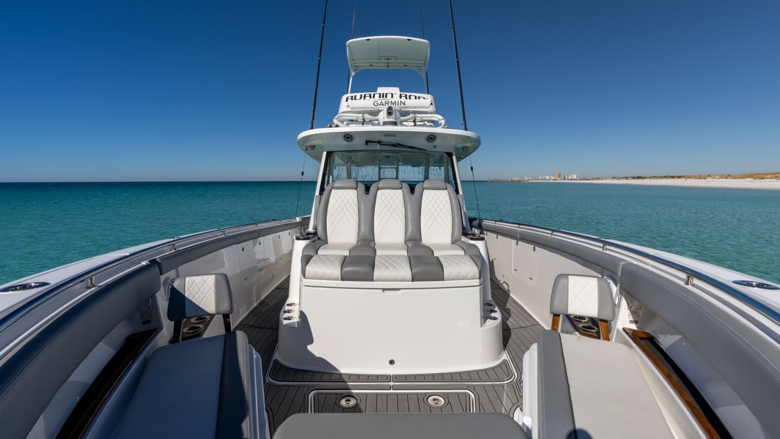 2024 Everglades 455 Center Console - Photo 10