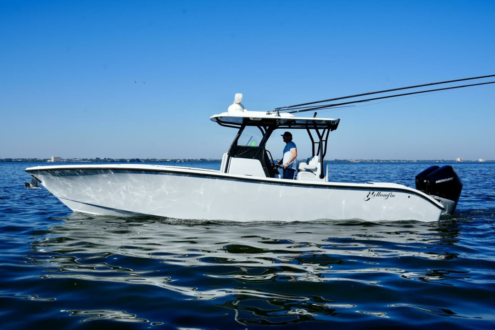 2023 Yellowfin 32 Offshore - Photo 5