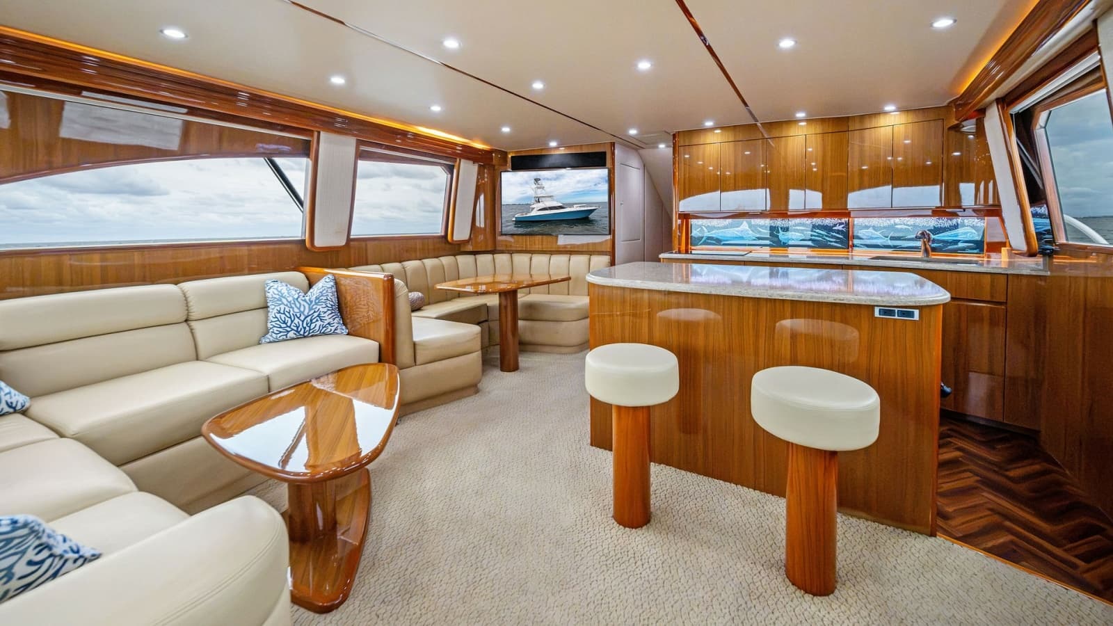 2013 Viking 55 Convertible - Photo 6